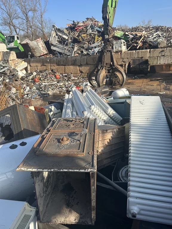 Schrottabholung Westheim und Umgebung – Rohstoffe Trapp das Team vor Ort